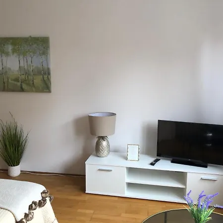 Apartment Britannica Heviz